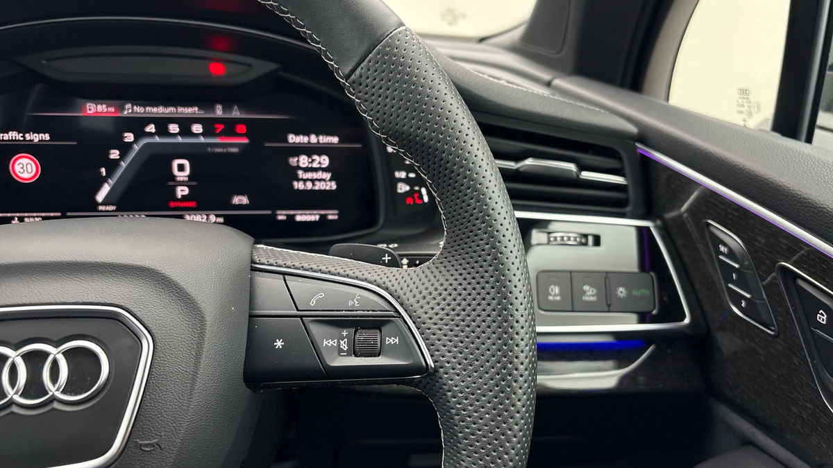 Used Audi SQ7 2023 for sale - 75937815: Photo 14