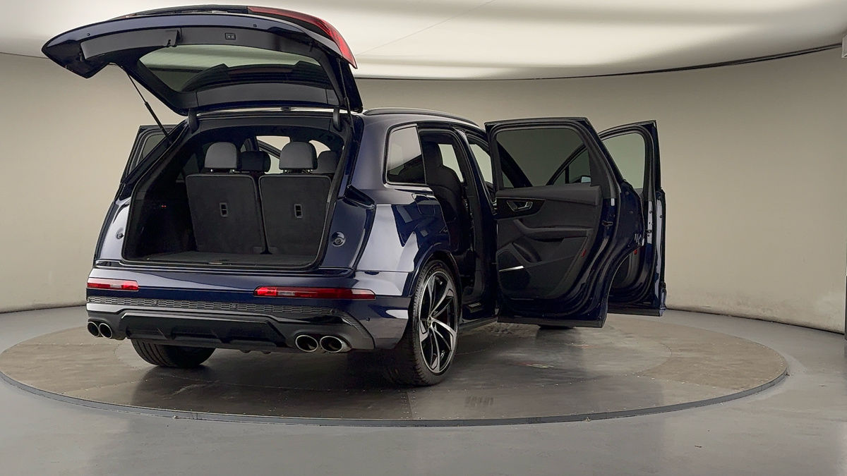 Used Audi SQ7 2023 for sale - 75937815: Photo 64