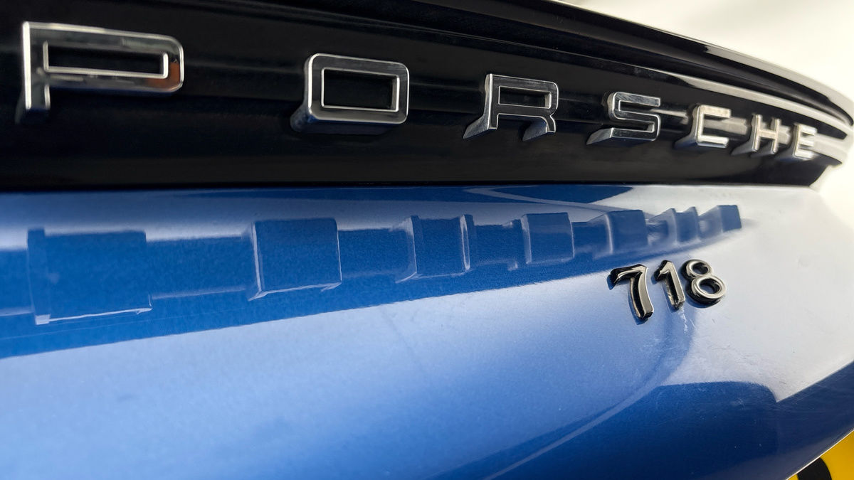 Used Porsche 718 Boxster 2018 for sale - 76740966: Photo 25