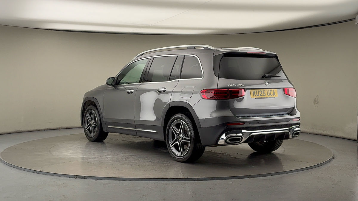 Used Mercedes-Benz GLB 2025 for sale - 76798981: Photo 2