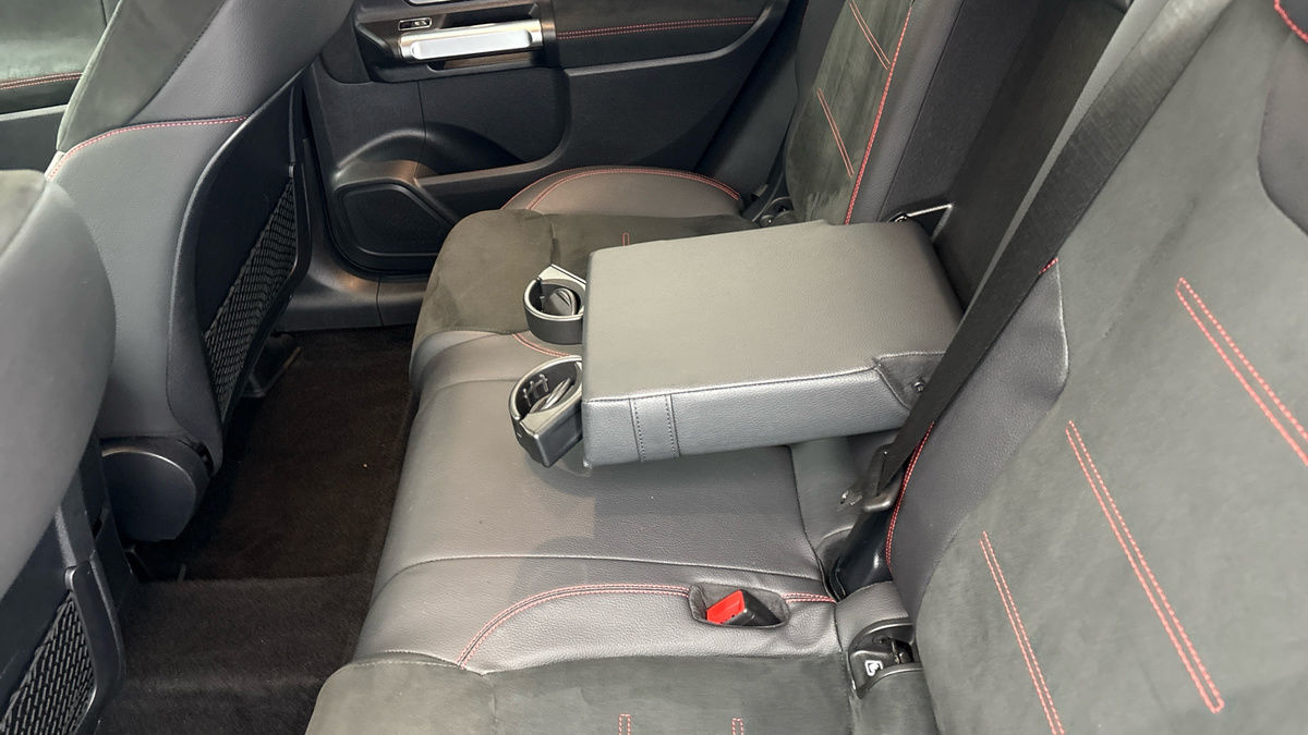 Used Mercedes-Benz GLB 2025 for sale - 76798981: Photo 9