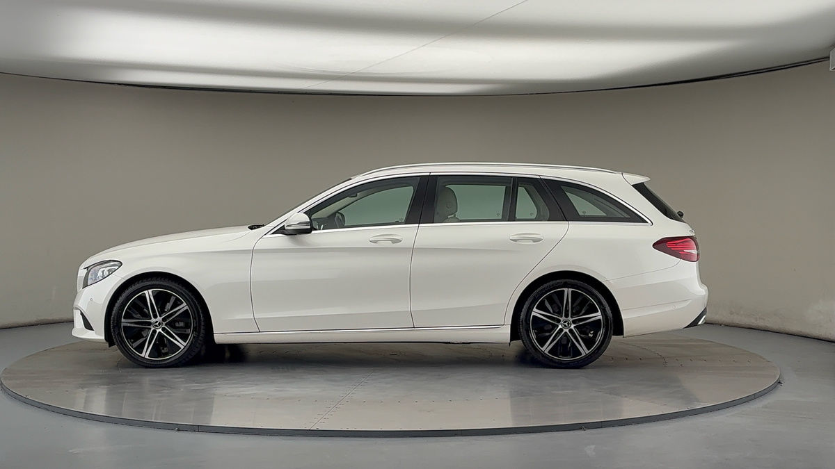 Used Mercedes-Benz C Class 2021 for sale - 76236445: Photo 15