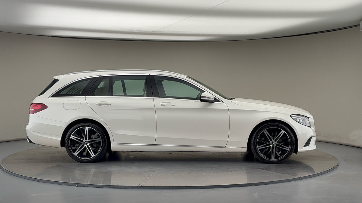 Used Mercedes-Benz C Class 2021 for sale - 76236445: Photo 16