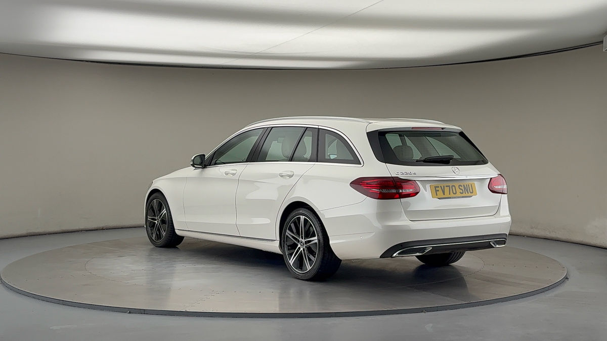 Used Mercedes-Benz C Class 2021 for sale - 76236445: Photo 2