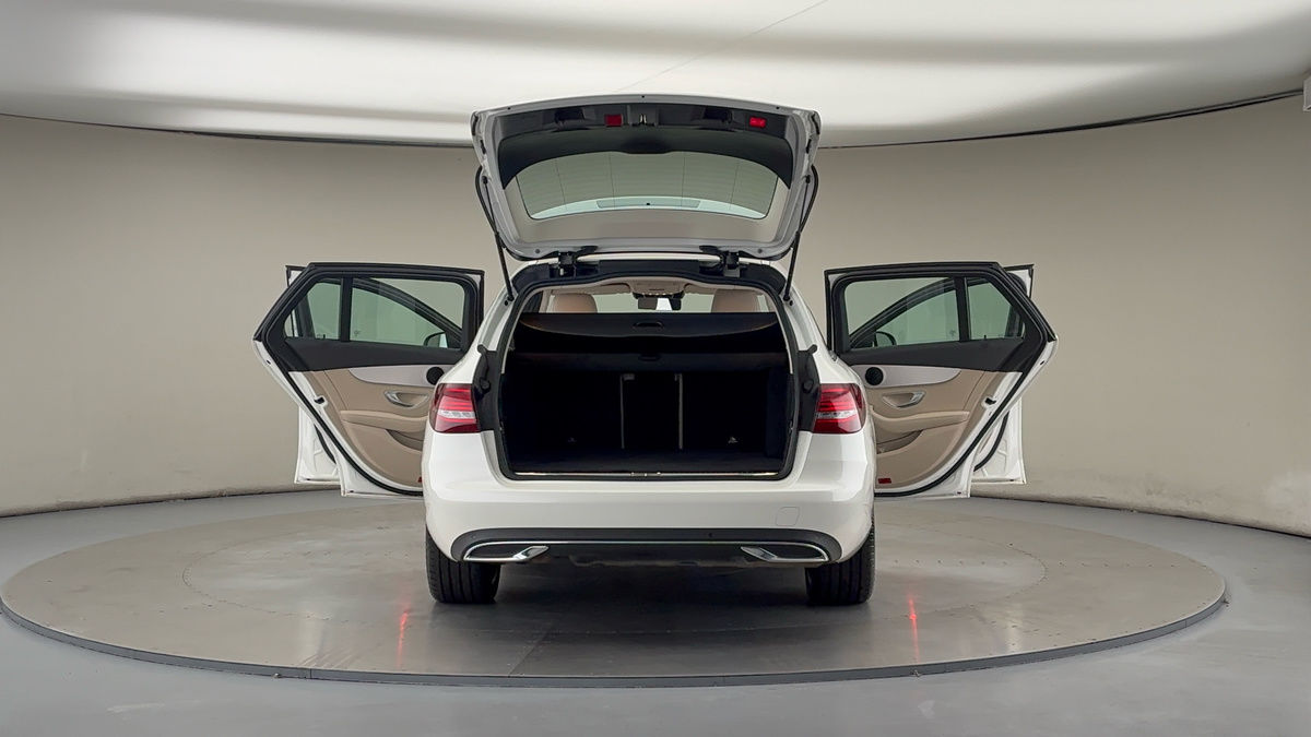 Used Mercedes-Benz C Class 2021 for sale - 76236445: Photo 61