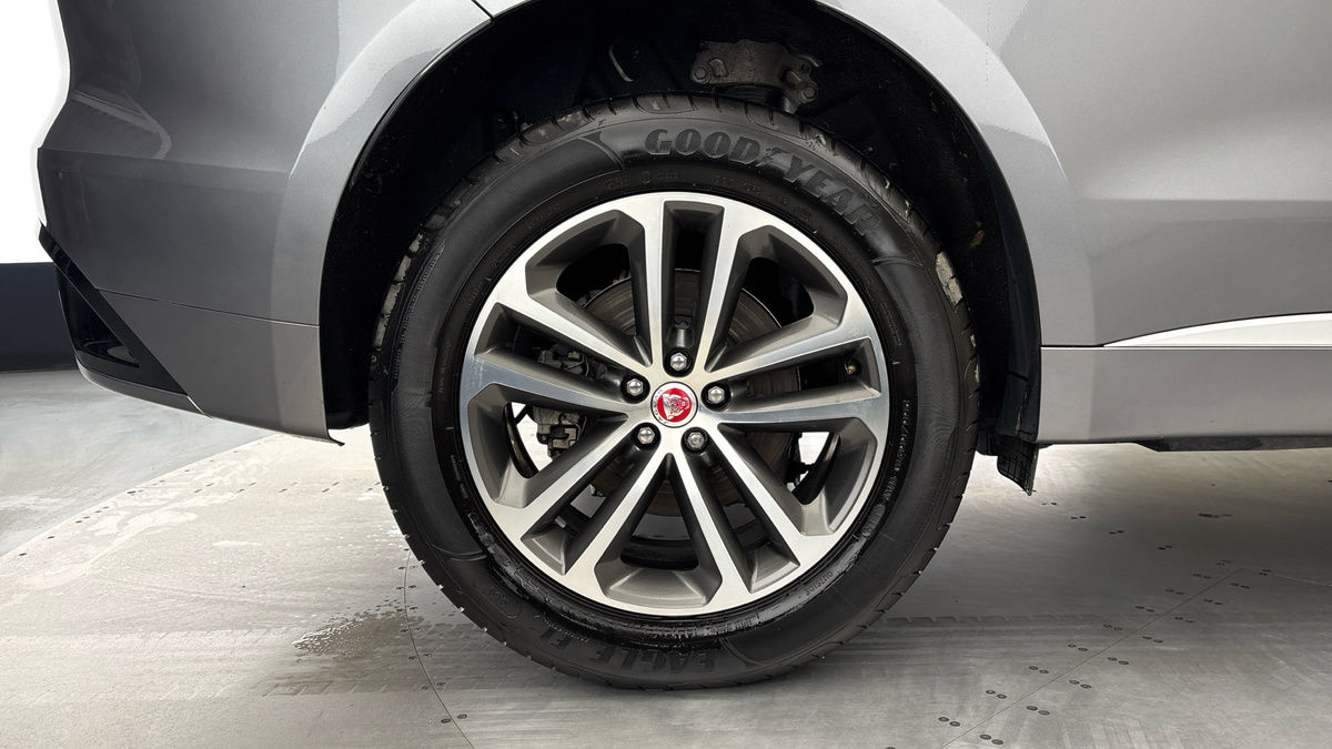 Used Jaguar F-Pace 2022 for sale - 76357230: Photo 10