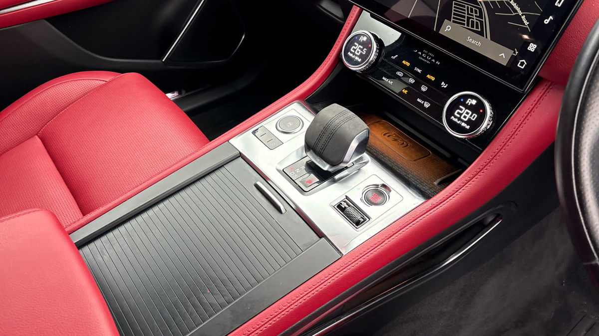 Used Jaguar F-Pace 2022 for sale - 76357230: Photo 18