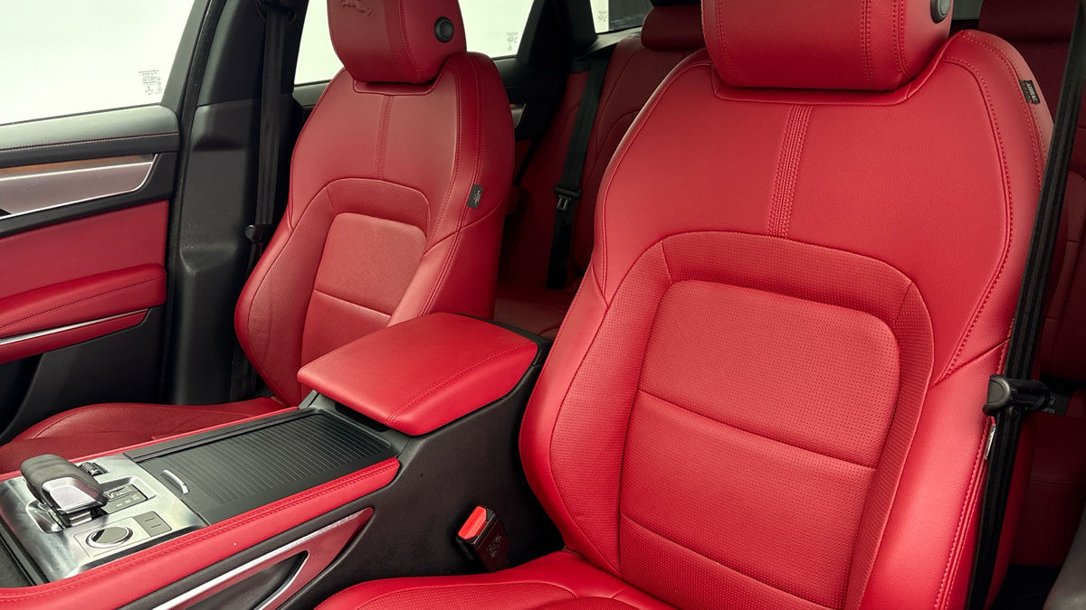 Used Jaguar F-Pace 2022 for sale - 76357230: Photo 7