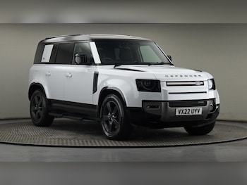 Used Land Rover Defender 110 2022 for sale - 75631747: Photo