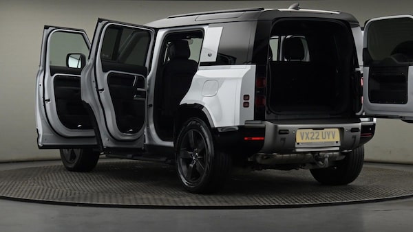 Used Land Rover Defender 110 2022 for sale - 75631747: Photo 29