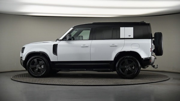 Used Land Rover Defender 110 2022 for sale - 75631747: Photo 36