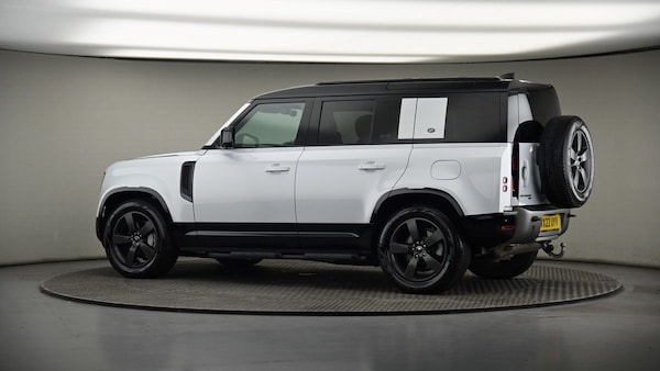 Used Land Rover Defender 110 2022 for sale - 75631747: Photo 37