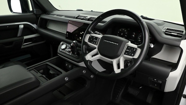 Used Land Rover Defender 110 2022 for sale - 75631747: Photo 3