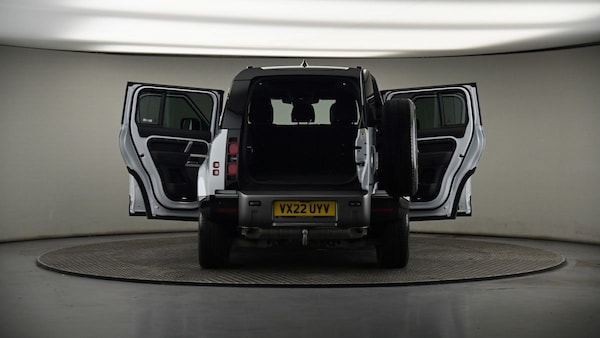 Used Land Rover Defender 110 2022 for sale - 75631747: Photo 54