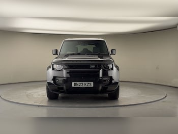Used Land Rover Defender 2023 for sale - 77395048: Photo