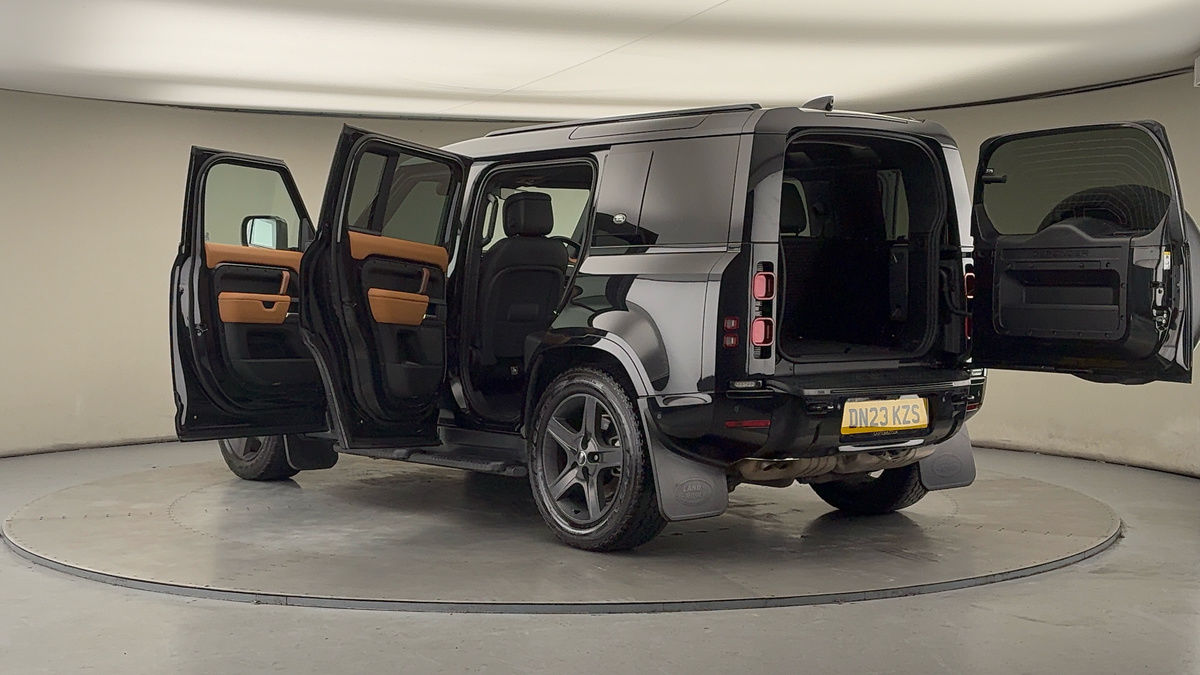 Used Land Rover Defender 2023 for sale - 77395048: Photo 43