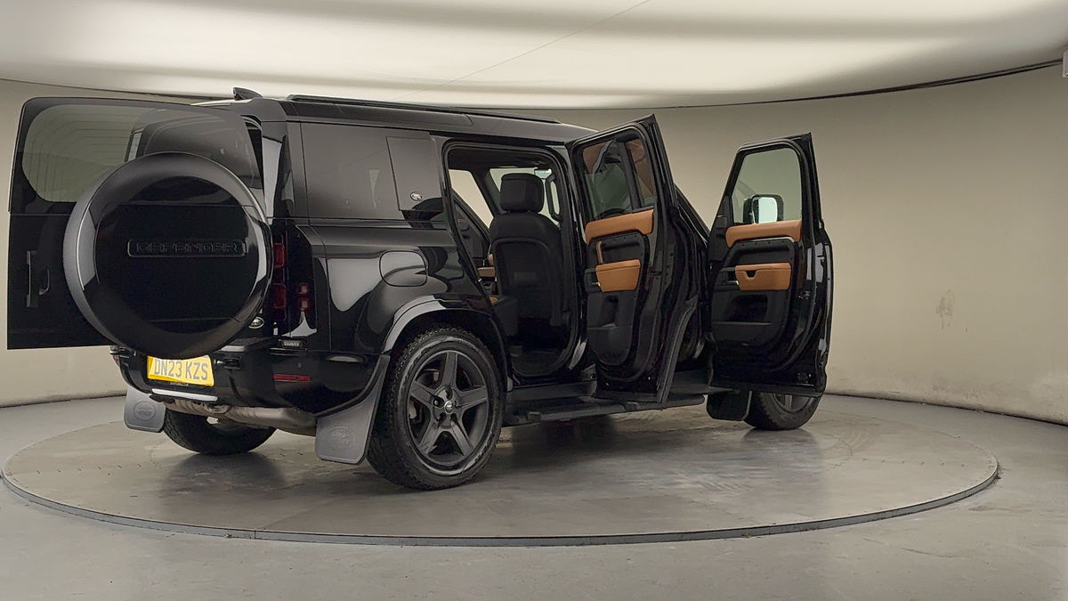 Used Land Rover Defender 2023 for sale - 77395048: Photo 58