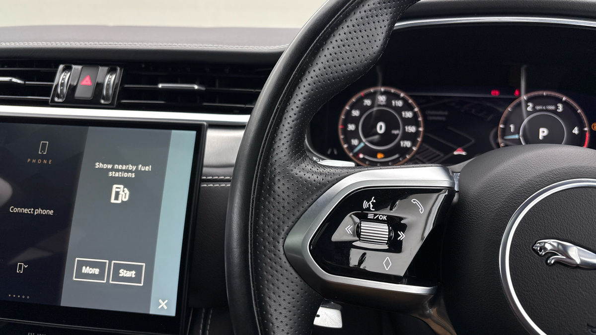 Used Jaguar F-Pace 2021 for sale - 76520967: Photo 13