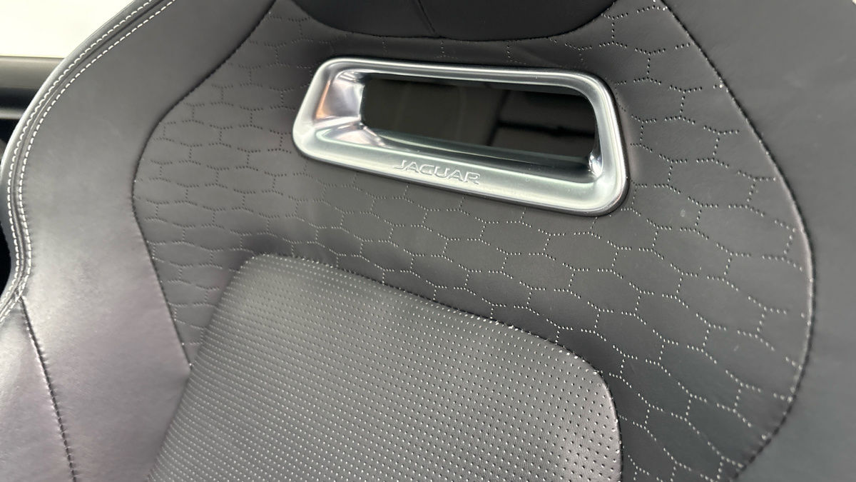 Used Jaguar F-Pace 2021 for sale - 76520967: Photo 28