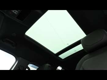 Used Land Rover Defender 110 2023 for sale - 74092866: Photo