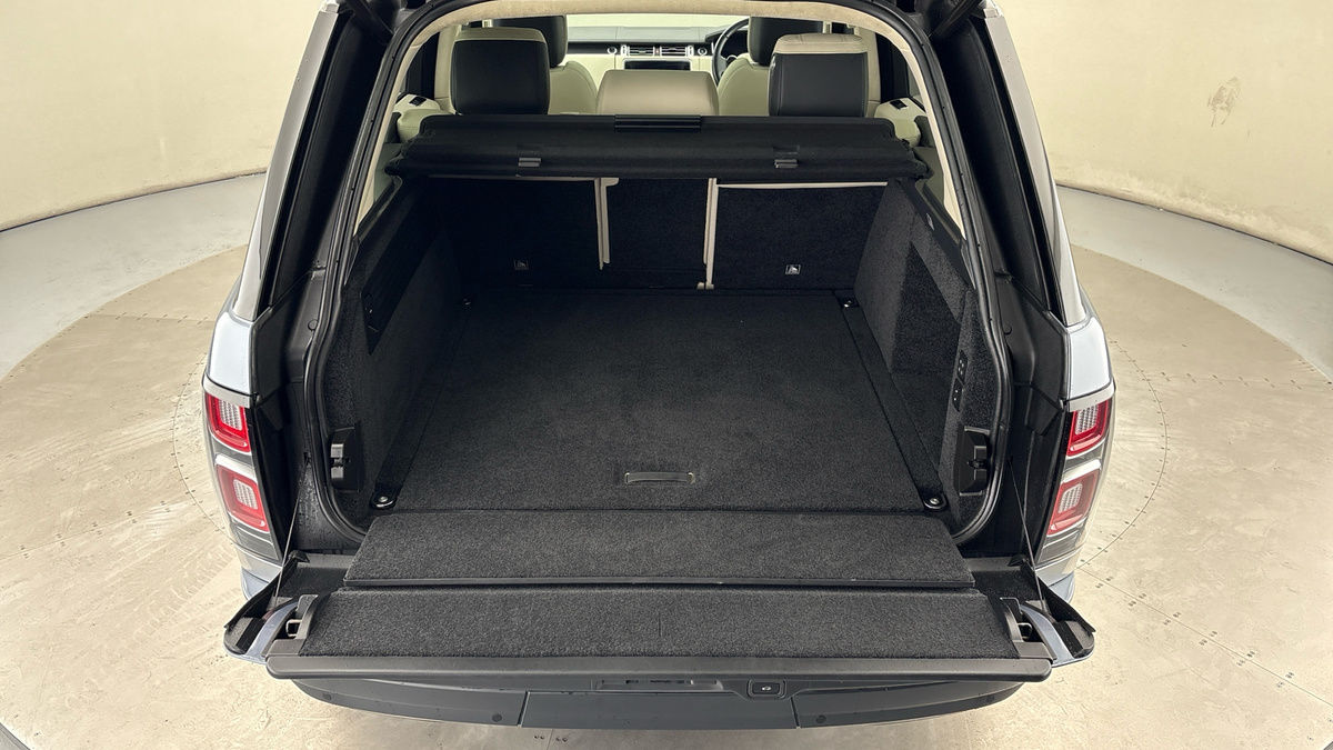 Used Land Rover Range Rover 2021 for sale - 76570842: Photo 11