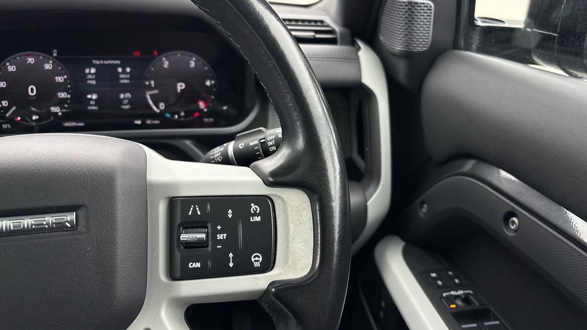 Used Land Rover Defender 110 2023 for sale - 75912458: Photo 14