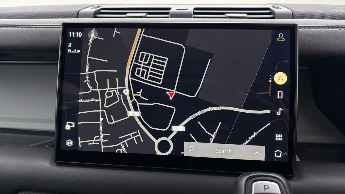 Used Land Rover Defender 110 2023 for sale - 75912458: Photo 17