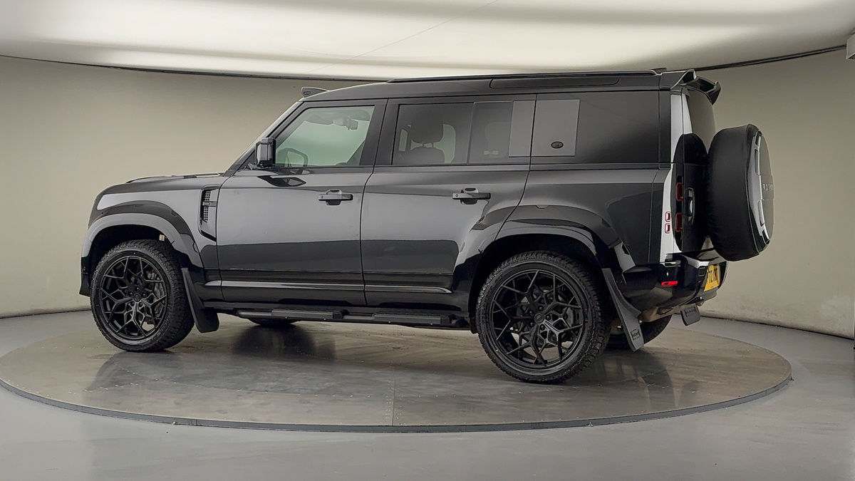 Used Land Rover Defender 110 2023 for sale - 75912458: Photo 30