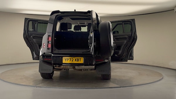 Used Land Rover Defender 110 2023 for sale - 75912458: Photo 64