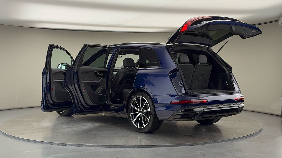 Used Audi Q7 2022 for sale - 76106455: Photo 44