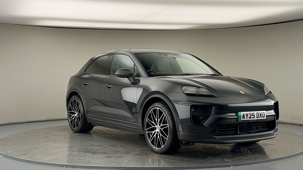 Used Porsche Macan 2025 for sale - 76536435: Photo 1