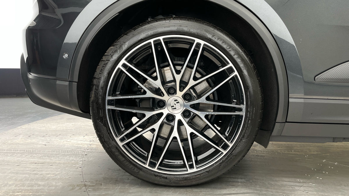 Used Porsche Macan 2025 for sale - 76536435: Photo 19