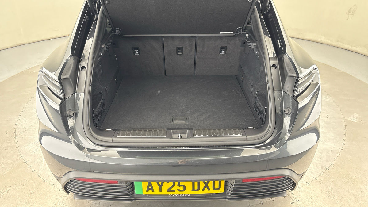 Used Porsche Macan 2025 for sale - 76536435: Photo 21