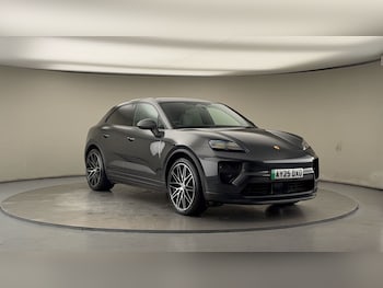 Used Porsche Macan 2025 for sale - 76536435: Photo
