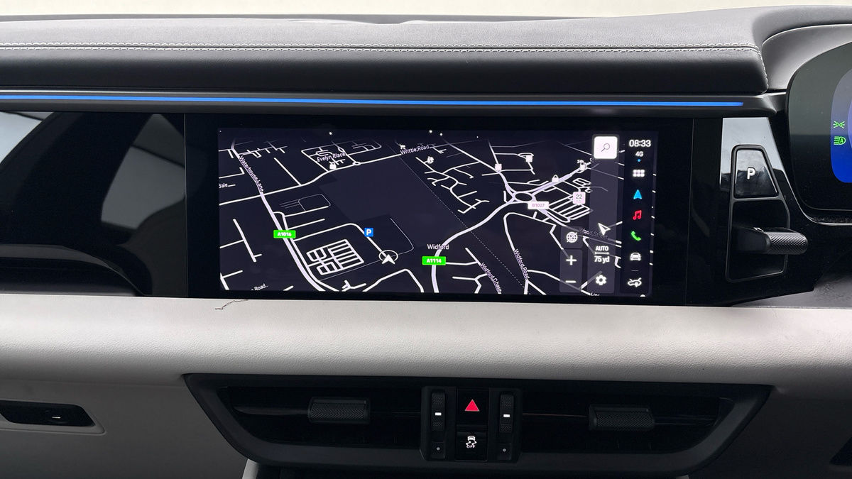 Used Porsche Macan 2025 for sale - 76536435: Photo 33