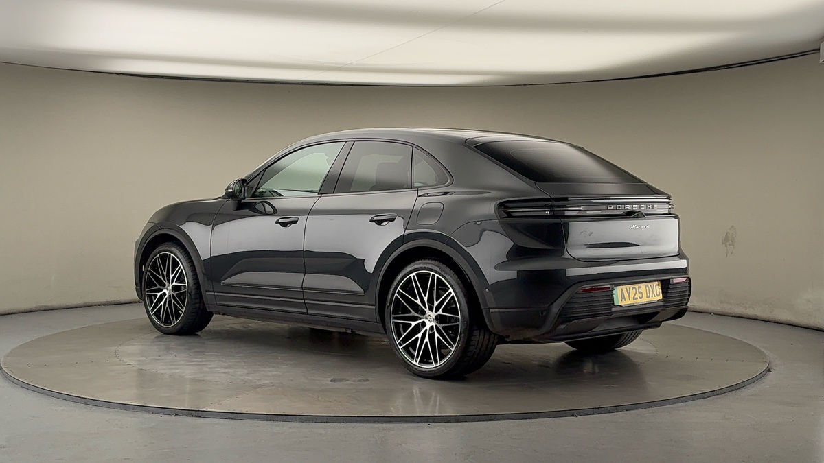 Used Porsche Macan 2025 for sale - 76536435: Photo 53