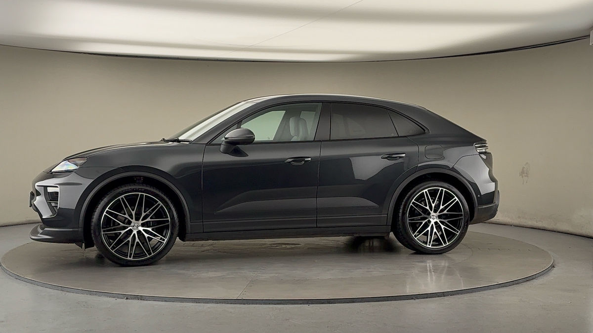 Used Porsche Macan 2025 for sale - 76536435: Photo 59