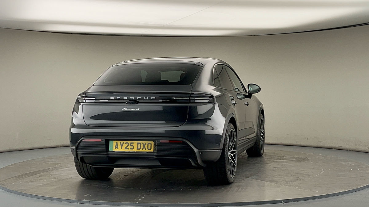 Used Porsche Macan 2025 for sale - 76536435: Photo 79