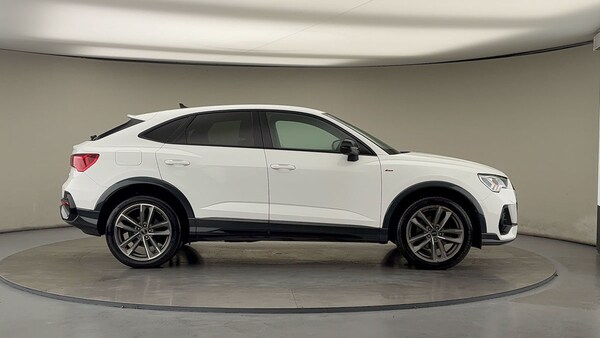 Used Audi Q3 2021 for sale - 76197999: Photo 16