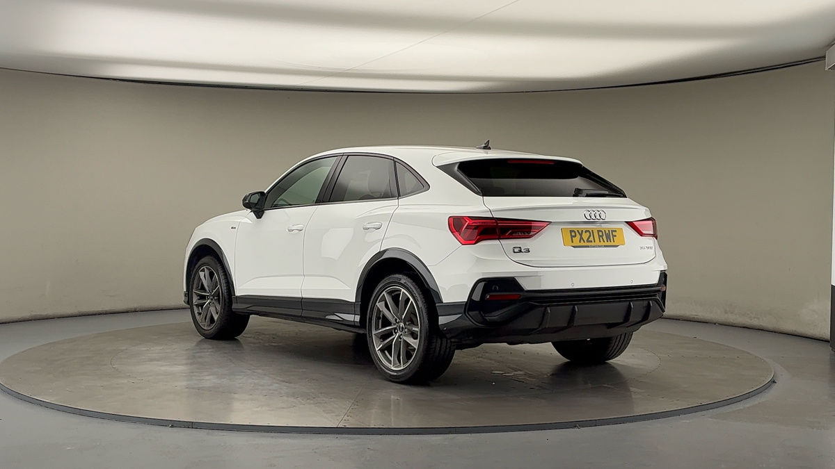 Used Audi Q3 2021 for sale - 76197999: Photo 2