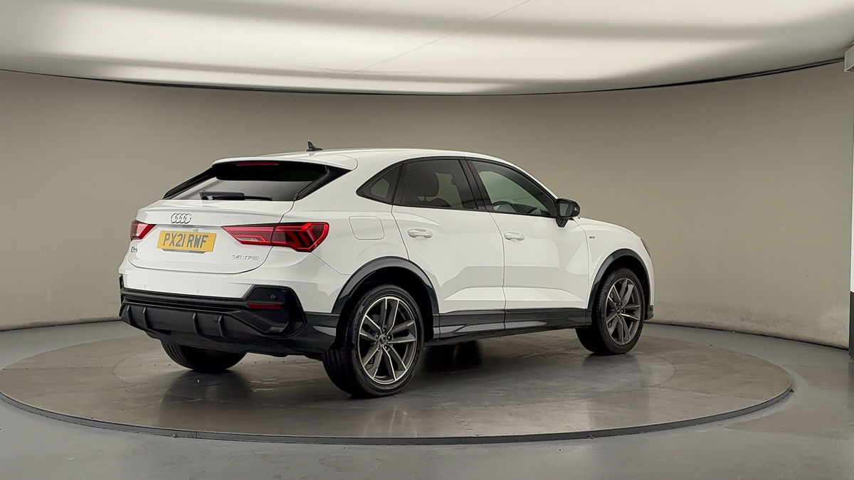 Used Audi Q3 2021 for sale - 76197999: Photo 21