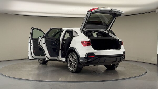 Used Audi Q3 2021 for sale - 76197999: Photo 23