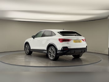 Used Audi Q3 2021 for sale - 76197999: Photo