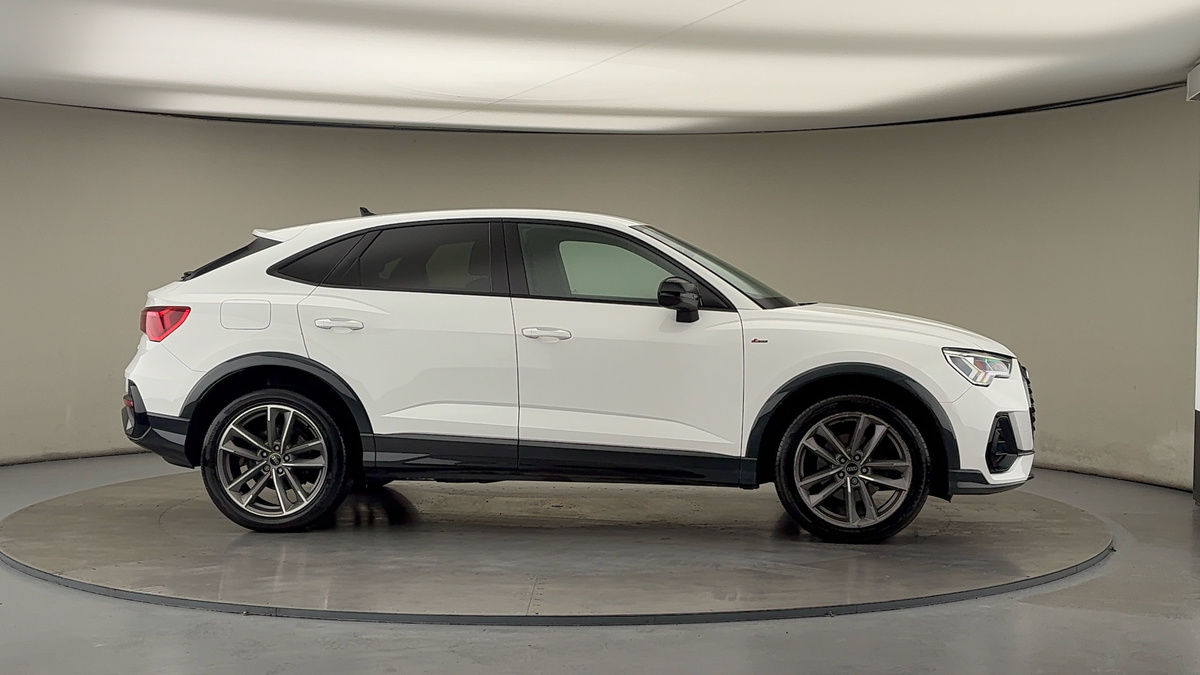 Used Audi Q3 2021 for sale - 76197999: Photo 36