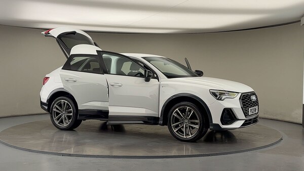 Used Audi Q3 2021 for sale - 76197999: Photo 54