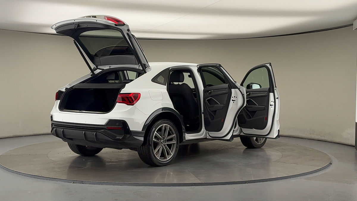 Used Audi Q3 2021 for sale - 76197999: Photo 58