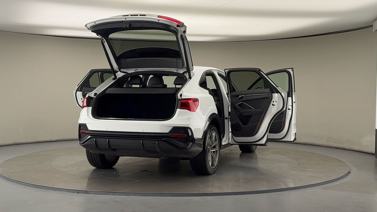 Used Audi Q3 2021 for sale - 76197999: Photo 59