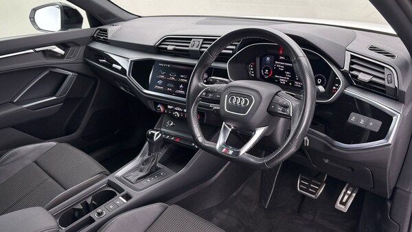 Used Audi Q3 2021 for sale - 76197999: Photo 5