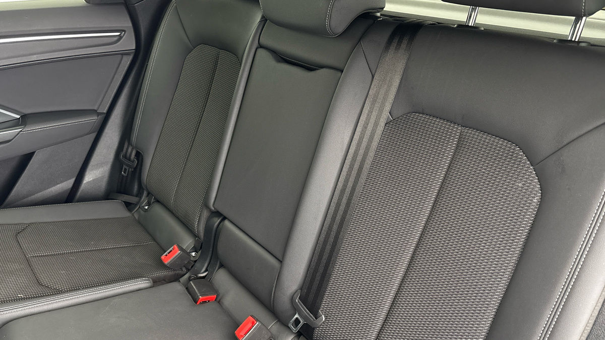 Used Audi Q3 2021 for sale - 76197999: Photo 8