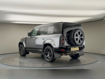 Used Land Rover Defender 110 2022 for sale - 75897751: Photo